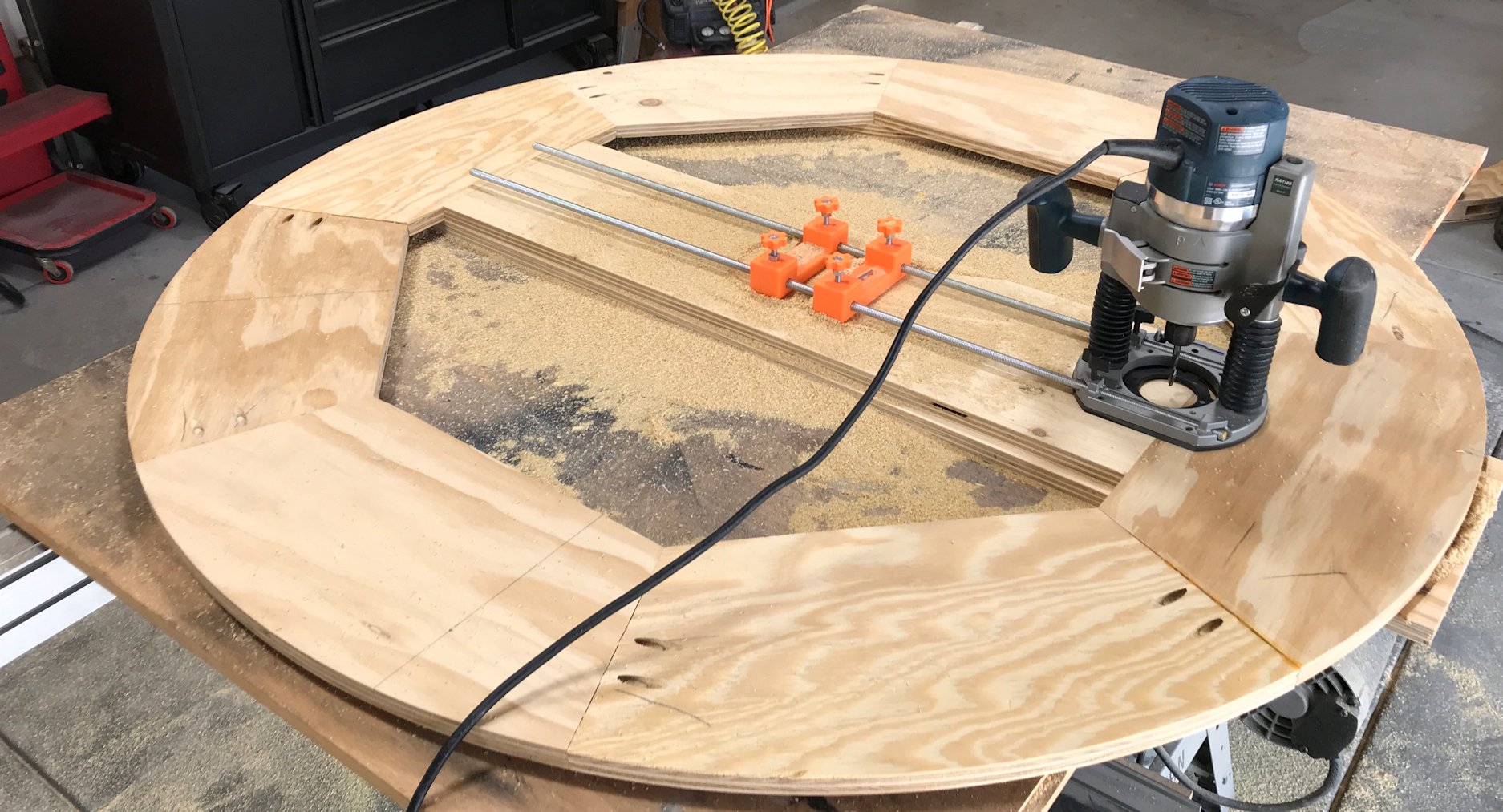 Round Poker Table