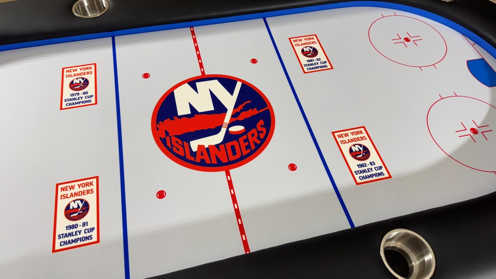 NY Islanders poker table gaming cloth