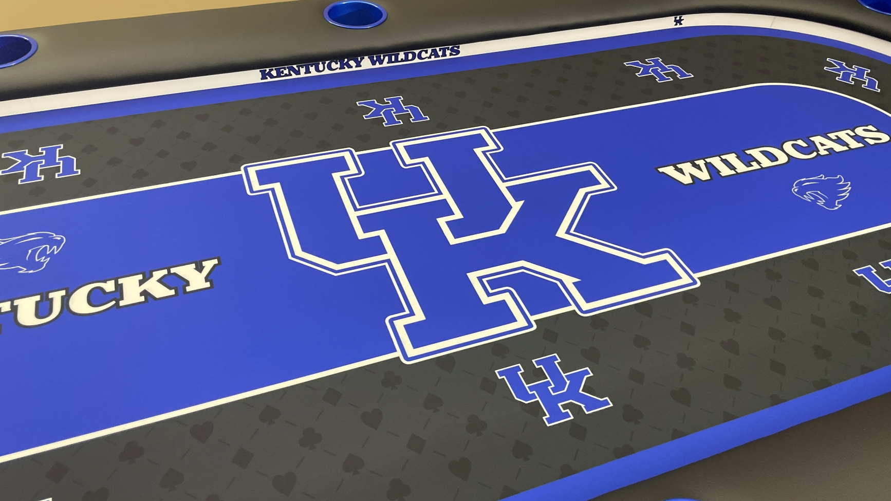 Wildcats poker cloth Kentucky Wildcat Custom Poker Cloth